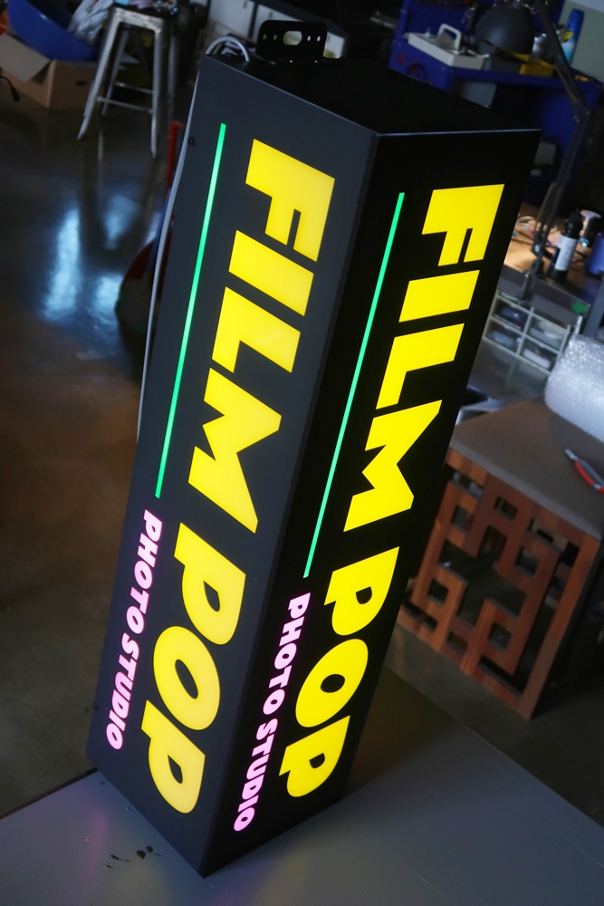 box sign neon color 14 commercial space