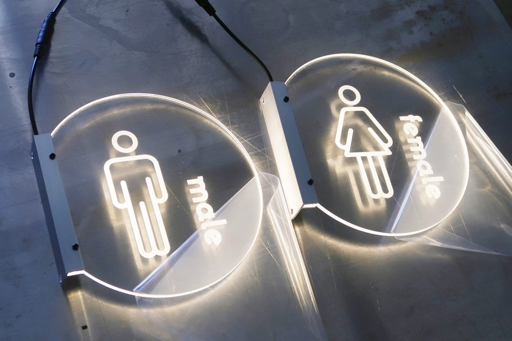 팝업스토어 행사현장 아크릴 LED 간판 제작사례 01